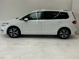 2025 Volkswagen Golf Touran TSI Sedan for sale, Japanese used car export - photo 32 of 39 | GULJI TRADERS