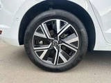 2025 Volkswagen Golf Touran TSI Sedan for sale, Japanese used car export - photo 37 of 39 | GULJI TRADERS