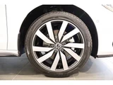 2026 Volkswagen Golf Touran TSI Sedan for sale, Japanese used car export - photo 9 of 9 | GULJI TRADERS