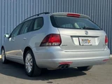 2010 Volkswagen Golf Variant TSI Sedan for sale, Japanese used car export - photo 5 of 9 | GULJI TRADERS