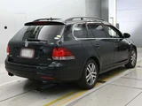 2011 Volkswagen Golf Variant Sedan for sale, Japanese used car export - photo 2 of 12 | GULJI TRADERS