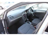 2014 Volkswagen Golf Variant Sedan for sale, Japanese used car export - photo 11 of 18 | GULJI TRADERS
