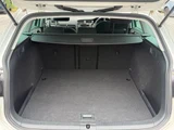 2014 Volkswagen Golf Variant Sedan for sale, Japanese used car export - photo 13 of 52 | GULJI TRADERS
