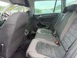 2014 Volkswagen Golf Variant Sedan for sale, Japanese used car export - photo 48 of 52 | GULJI TRADERS