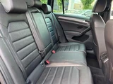 2014 Volkswagen Golf Variant Sedan for sale, Japanese used car export - photo 19 of 24 | GULJI TRADERS