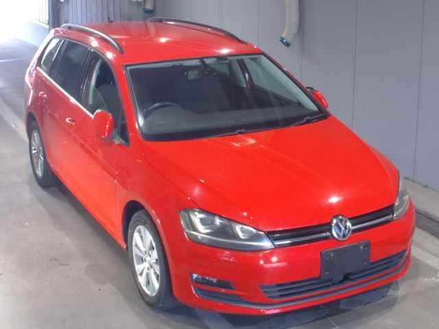 2014 Volkswagen Golf Variant - photo 1 2014 Volkswagen Golf Variant Sedan for sale, Japanese used car export - photo 1 of 5 | GULJI TRADERS