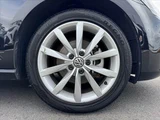 2015 Volkswagen Golf Variant Sedan for sale, Japanese used car export - photo 39 of 48 | GULJI TRADERS
