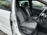 2015 Volkswagen Golf Variant Sedan for sale, Japanese used car export - photo 21 of 24 | GULJI TRADERS