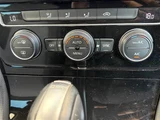 2015 Volkswagen Golf Variant Sedan for sale, Japanese used car export - photo 13 of 24 | GULJI TRADERS