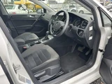 2015 Volkswagen Golf Variant TSI Sedan for sale, Japanese used car export - photo 23 of 24 | GULJI TRADERS