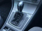 2015 Volkswagen Golf Variant Sedan for sale, Japanese used car export - photo 14 of 24 | GULJI TRADERS