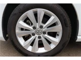 2016 Volkswagen Golf Variant Sedan for sale, Japanese used car export - photo 46 of 49 | GULJI TRADERS