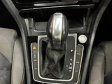 2016 Volkswagen Golf Variant TSI Sedan for sale, Japanese used car export - photo 40 of 66 | GULJI TRADERS
