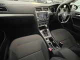 2016 Volkswagen Golf Variant Sedan for sale, Japanese used car export - photo 8 of 23 | GULJI TRADERS