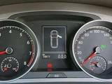 2017 Volkswagen Golf Variant TSI Sedan for sale, Japanese used car export - photo 19 of 33 | GULJI TRADERS
