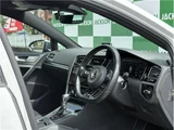 2017 Volkswagen Golf Variant R Sedan for sale, Japanese used car export - photo 13 of 19 | GULJI TRADERS