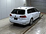 2017 Volkswagen Golf Variant Sedan for sale, Japanese used car export - photo 2 of 5 | GULJI TRADERS