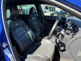 2017 Volkswagen Golf Variant Base 4WD Sedan for sale, Japanese used car export - photo 12 of 29 | GULJI TRADERS