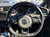 2017 Volkswagen Golf Variant Base 4WD Sedan for sale, Japanese used car export - photo 19 of 29 | GULJI TRADERS