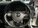 2017 Volkswagen Golf Variant 1400 TSI 7FAT 2WD Sedan for sale, Japanese used car export - photo 8 of 24 | GULJI TRADERS
