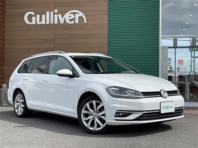 2018 Volkswagen Golf Variant - photo 1 2018 Volkswagen Golf Variant Sedan for sale, Japanese used car export - photo 1 of 24 | GULJI TRADERS