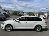 2018 Volkswagen Golf Variant Sedan for sale, Japanese used car export - photo 17 of 24 | GULJI TRADERS