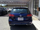 2018 Volkswagen Golf Variant TSI Sedan for sale, Japanese used car export - photo 4 of 30 | GULJI TRADERS