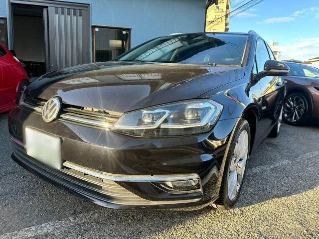 2018 Volkswagen Golf Variant TDI - photo 1 2018 Volkswagen Golf Variant TDI Sedan for sale, Japanese used car export - photo 1 of 9 | GULJI TRADERS