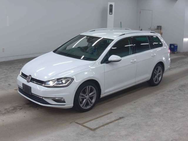 2019 Volkswagen Golf Variant TDI - photo 1 2019 Volkswagen Golf Variant TDI Sedan for sale, Japanese used car export - photo 1 of 6 | GULJI TRADERS