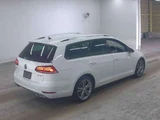 2019 Volkswagen Golf Variant TDI Sedan for sale, Japanese used car export - photo 3 of 6 | GULJI TRADERS