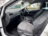 2020 Volkswagen Golf Variant TSI Sedan for sale, Japanese used car export - photo 11 of 28 | GULJI TRADERS