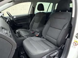 2020 Volkswagen Golf Variant TDI Diesel Sedan for sale, Japanese used car export - photo 5 of 16 | GULJI TRADERS