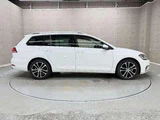 2020 Volkswagen Golf Variant TDI Diesel Sedan for sale, Japanese used car export - photo 9 of 16 | GULJI TRADERS