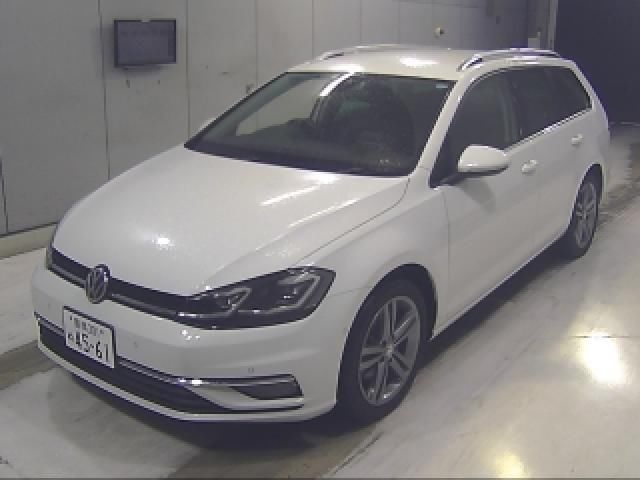 2020 Volkswagen Golf Variant TDI - photo 1 2020 Volkswagen Golf Variant TDI Sedan for sale, Japanese used car export - photo 1 of 6 | GULJI TRADERS