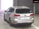 2021 Volkswagen Golf Variant Sedan for sale, Japanese used car export - photo 2 of 9 | GULJI TRADERS