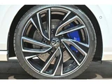 2022 Volkswagen Golf Variant R 4WD Sedan for sale, Japanese used car export - photo 24 of 53 | GULJI TRADERS
