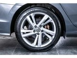 2023 Volkswagen Golf Variant TDI Diesel Sedan for sale, Japanese used car export - photo 36 of 77 | GULJI TRADERS