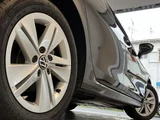 2023 Volkswagen Golf Variant eTSI Sedan for sale, Japanese used car export - photo 9 of 10 | GULJI TRADERS
