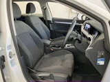2023 Volkswagen Golf Variant TDI Sedan for sale, Japanese used car export - photo 4 of 10 | GULJI TRADERS