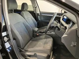 2023 Volkswagen Golf Variant eTSI Sedan for sale, Japanese used car export - photo 4 of 10 | GULJI TRADERS