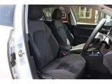 2023 Volkswagen Golf Variant TDI Sedan for sale, Japanese used car export - photo 7 of 9 | GULJI TRADERS