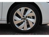 2023 Volkswagen Golf Variant TDI Sedan for sale, Japanese used car export - photo 9 of 9 | GULJI TRADERS