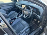 2023 Volkswagen Golf Variant TDI Sedan for sale, Japanese used car export - photo 3 of 9 | GULJI TRADERS