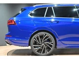 2024 Volkswagen Golf Variant R 4WD Sedan for sale, Japanese used car export - photo 22 of 53 | GULJI TRADERS