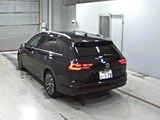2024 Volkswagen Golf Variant TDI Sedan for sale, Japanese used car export - photo 2 of 3 | GULJI TRADERS