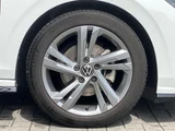 2024 Volkswagen Golf Variant eTSI Sedan for sale, Japanese used car export - photo 3 of 6 | GULJI TRADERS