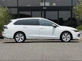 2025 Volkswagen Golf Variant TDI Diesel Turbo Sedan for sale, Japanese used car export - photo 24 of 24 | GULJI TRADERS