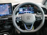 2025 Volkswagen Golf Variant Sedan for sale, Japanese used car export - photo 5 of 9 | GULJI TRADERS