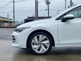 2025 Volkswagen Golf Variant TDI Sedan for sale, Japanese used car export - photo 6 of 9 | GULJI TRADERS