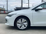 2025 Volkswagen Golf Variant TDI Sedan for sale, Japanese used car export - photo 6 of 9 | GULJI TRADERS
